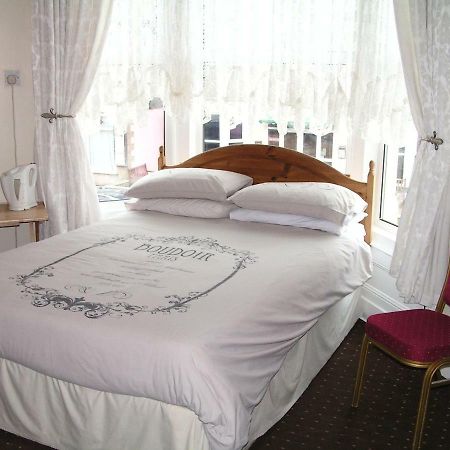 Sunny Ives Hotel Blackpool Ngoại thất bức ảnh
